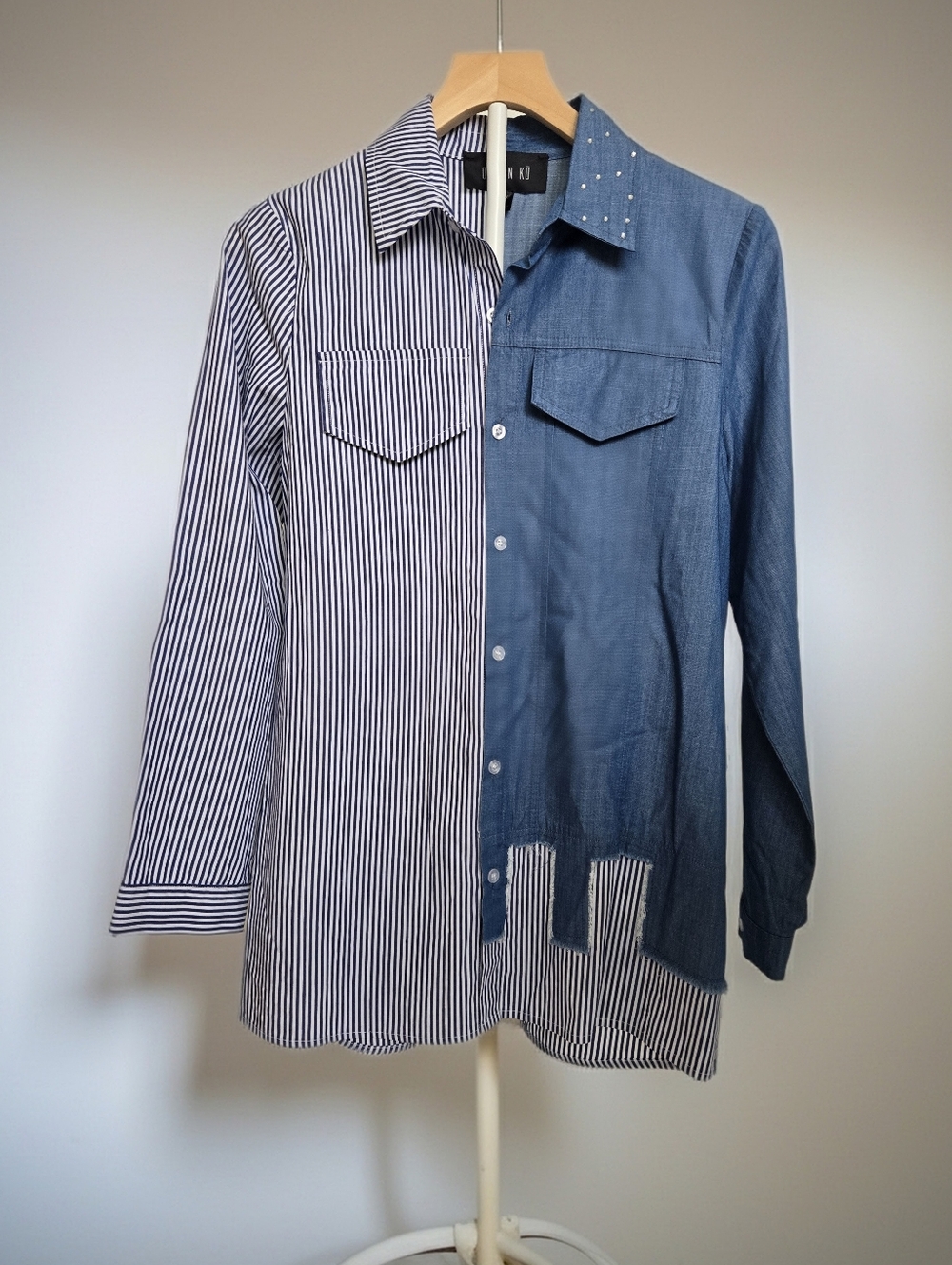 NWOT OZANI N KU Two-Tone Blue Striped & Chambray Button-Down Shirt Womens Size S